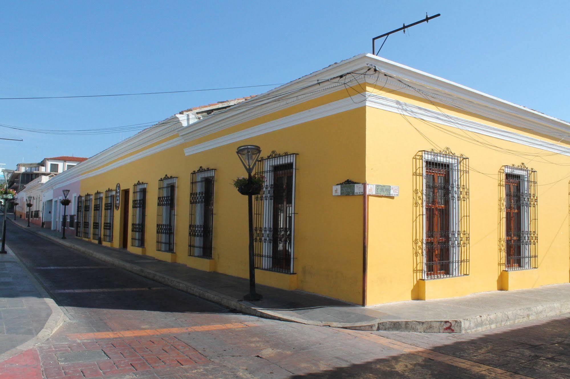 La Casa Del Marques Hotel Comitan de Dominguez Bagian luar foto